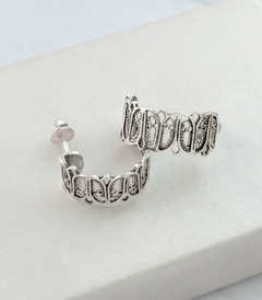 81818695